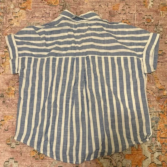 Madewell Blue and White Striped Short Sleeve Shirt - Picture 3 of 3